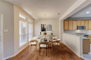 Photo #6: 66008910 Listing 