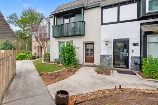 Photo #2: 66334687 Listing 