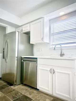 Photo #4: 66516110 Listing 