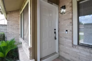 Photo #2: 66536468 Listing 