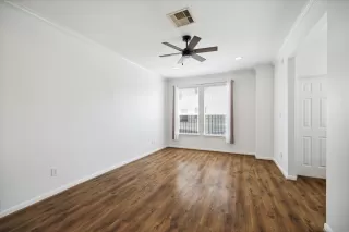 Photo #5: 66543700 Listing 