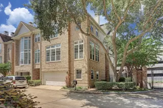 More Details about MLS # 66651444 : 16 STALYNN LANE