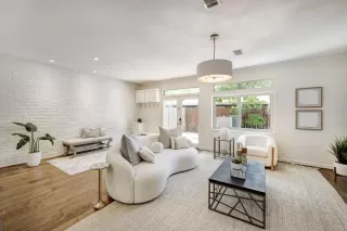 Photo #6: 66719243 Listing 