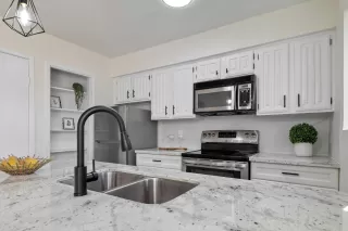 Photo #5: 67752044 Listing 