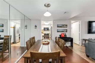 Photo #4: 67827161 Listing