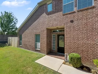 Photo #4: 67927656 Listing 