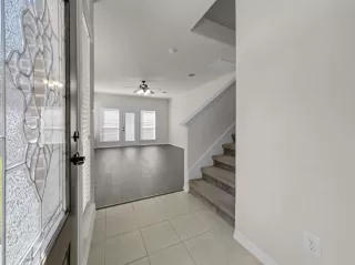 Photo #5: 67927656 Listing 