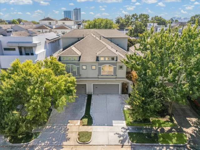 MLS: 68000658 Condo For Sale