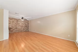 Photo #4: 68521811 Listing 