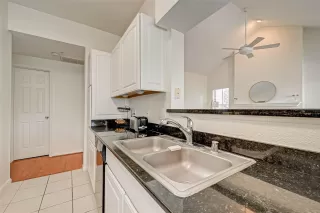 Photo #6: 6875929 Listing 