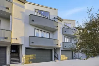 Photo #1: 68797586 Listing 