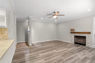 Photo #5: 68830404 Listing 