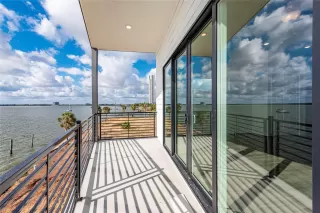 Photo #3: 68988934 Listing 