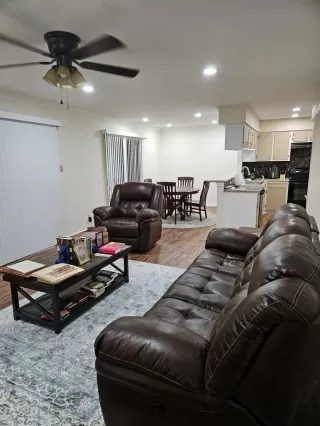 Photo #4: 69008089 Listing 