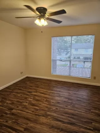 Photo #6: 69008089 Listing 