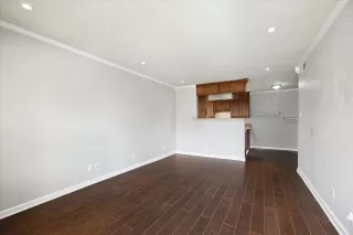 Photo #3: 69156535 Listing 