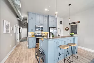 Photo #6: 69172703 Listing 