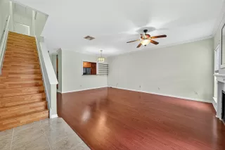 Photo #4: 69191408 Listing 