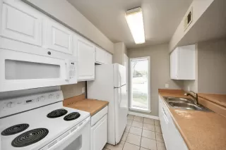 Photo #2: 69932678 Listing 