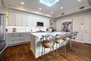 Photo #4: 69943552 Listing 