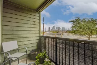 Photo #5: 70057792 Listing 