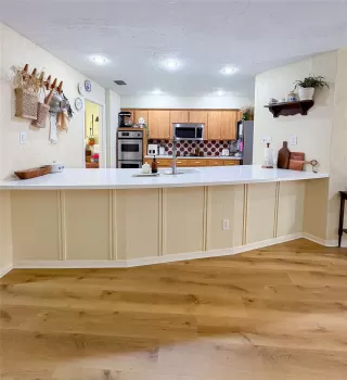 Photo #3: 70243579 Listing 