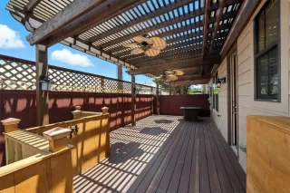 Photo #5: 70270379 Listing