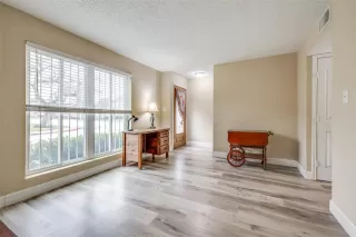 Photo #4: 70478538 Listing 