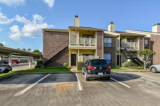 Photo #1: 70523543 Listing