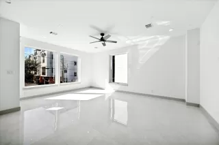 Photo #3: 70580848 Listing 