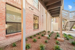 Photo #3: 70642386 Listing 