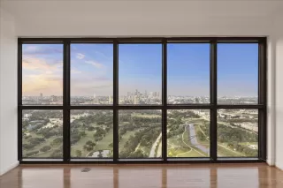 Photo #5: 70861140 Listing 