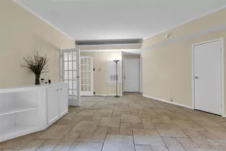 Photo #6: 70981397 Listing 