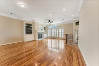 Photo #2: 70988811 Listing 