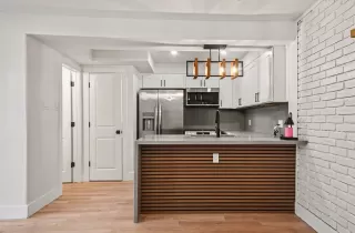 Photo #6: 7121687 Listing