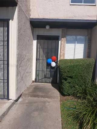 Photo #6: 71312884 Listing 