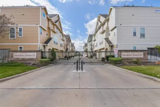 Photo #4: 71371637 Listing 