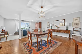 Photo #4: 71570642 Listing