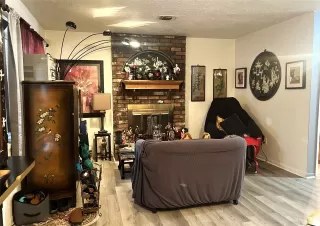 Photo #5: 71622667 Listing 