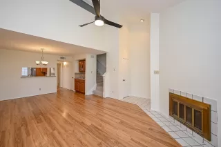 Photo #5: 71694537 Listing 