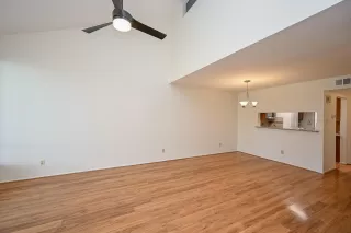 Photo #6: 71694537 Listing 