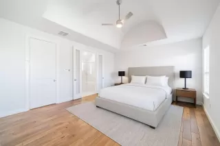 Photo #5: 71936908 Listing 