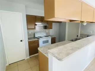 Photo #4: 72025274 Listing 