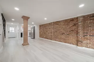 Photo #1: 72044664 Listing 