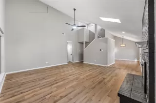 Photo #1: 72109024 Listing 