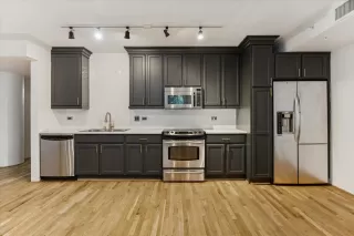 Photo #3: 72404640 Listing 