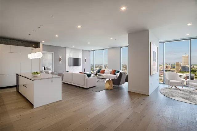 MLS: 72459939 Condo For Sale