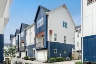 More Details about MLS # 7261292 : 819 BRINGHURST STREET