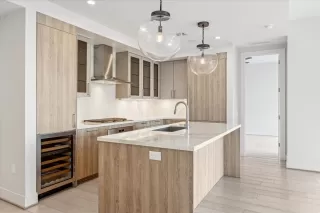 Photo #5: 72706315 Listing 