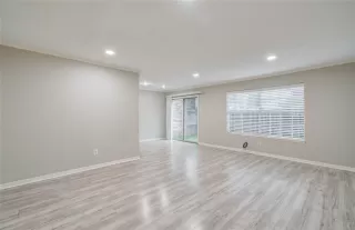 Photo #5: 72866556 Listing 